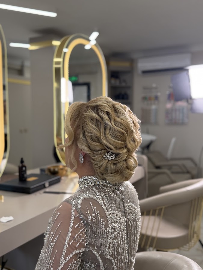 Kader Akçay Hair Make Up Studio