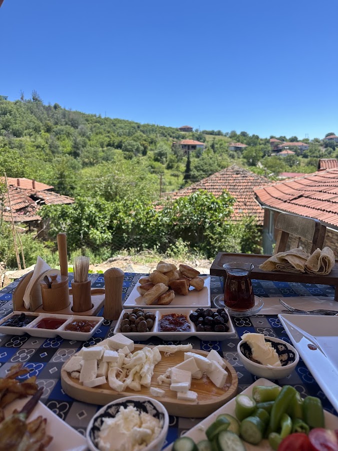 Taş Evi