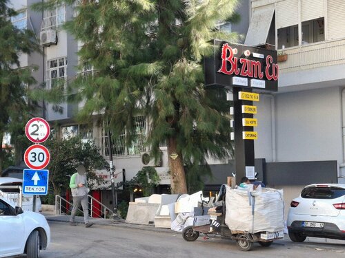 Bizim Ev Yemekleri