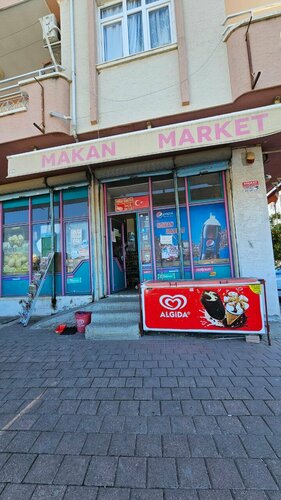 Makan Market