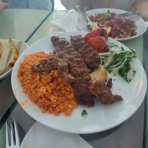 Gülüm Lokantası