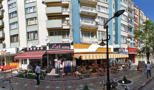 Reeder Afyon Cadde Mağaza