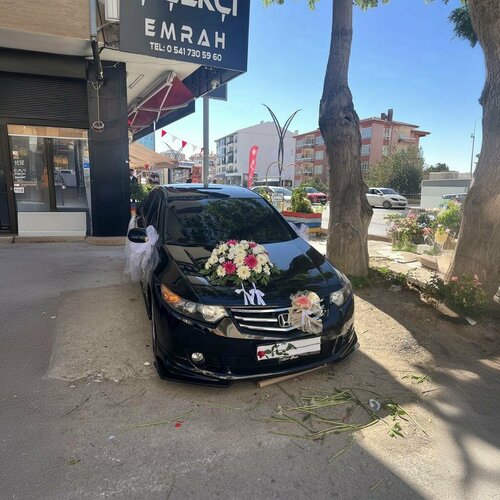 Çiçekçi Emrah