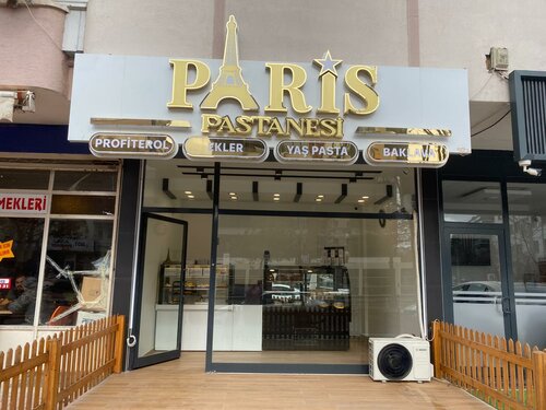 Paris Pastanesi