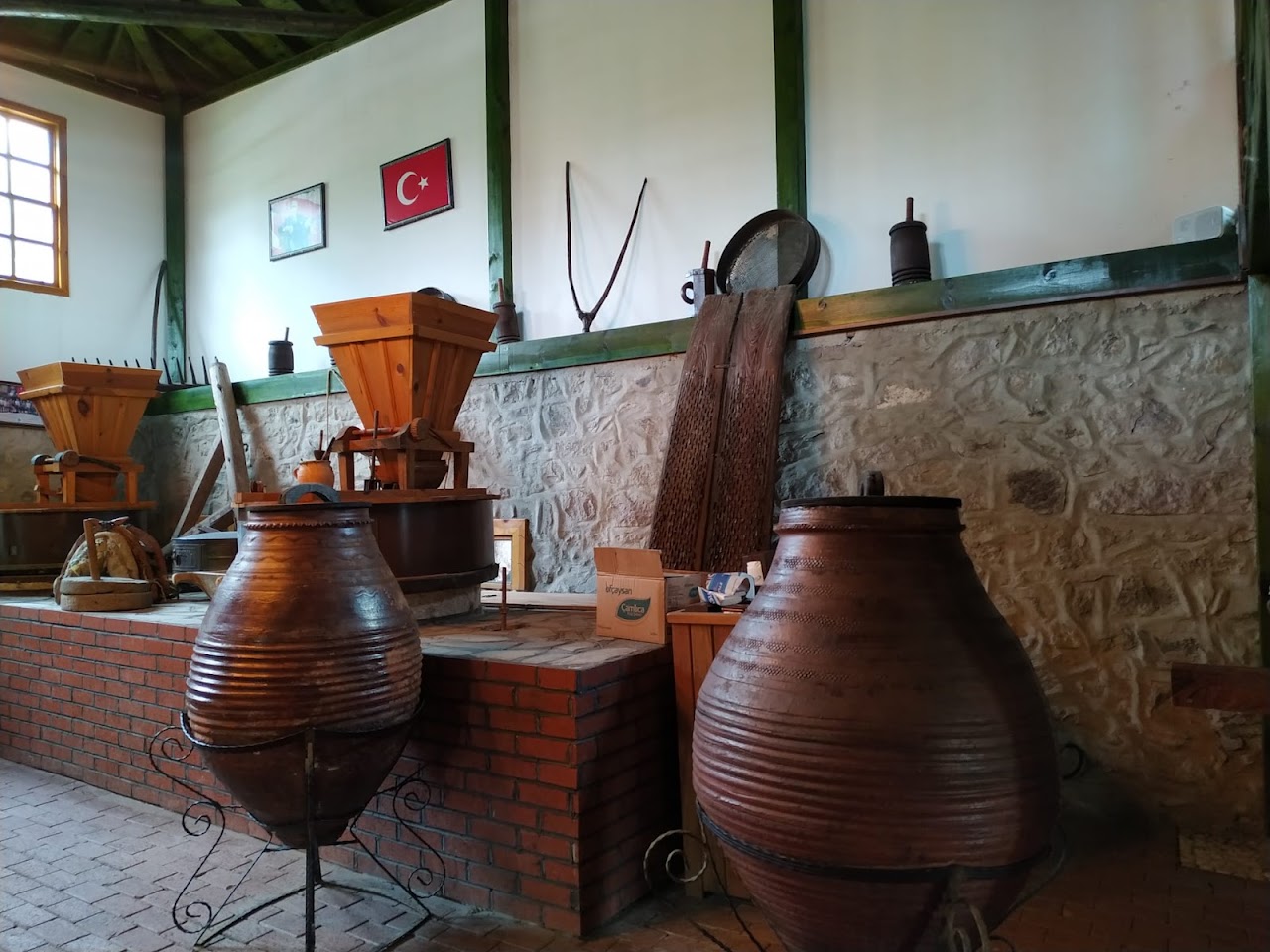 Üç Değirmenler Kır Kahvesi