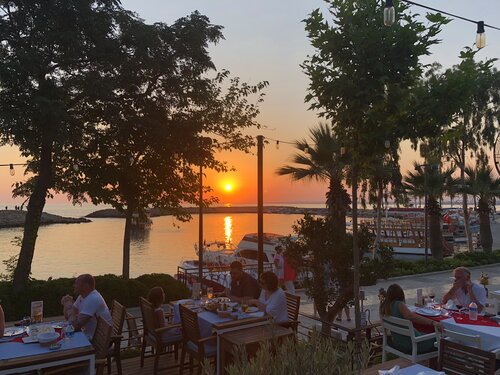 Liman Restaurant Lounge Club