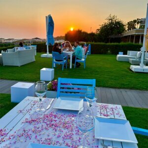 Q Beach Club Restaurant & Bar