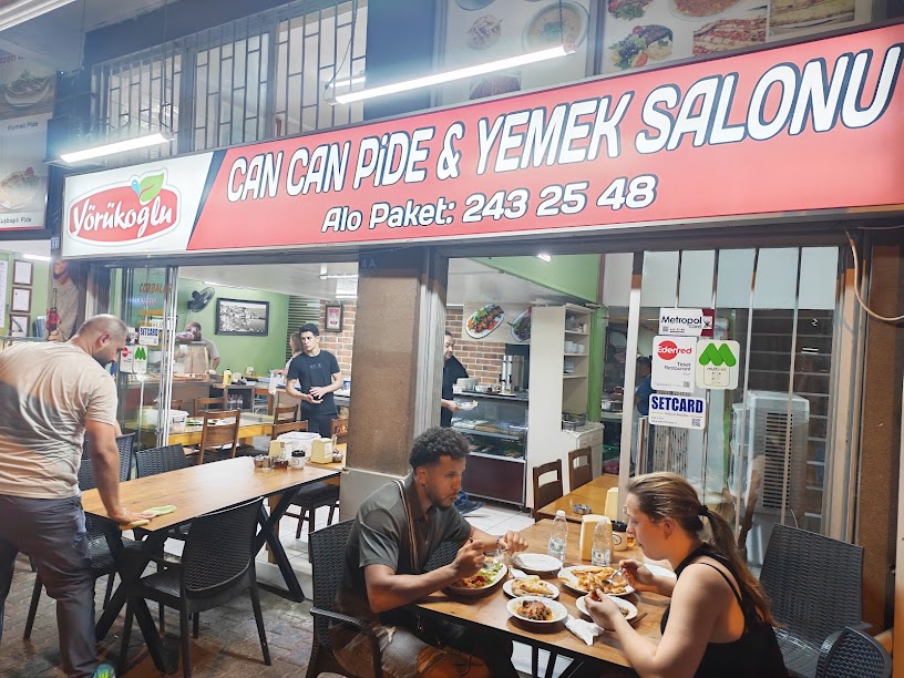 Can Can Pide Yemek Salonu