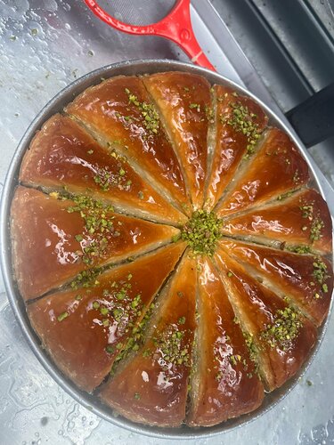 Üstün Baklava & Künefe