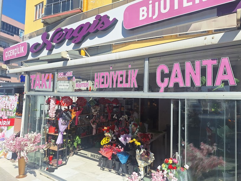 Kuşadası Çiçekçilik Nergis Çiçekçilik Ve Bujiteri