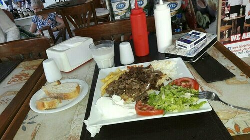4 Brothers Dedem K. Restaurant