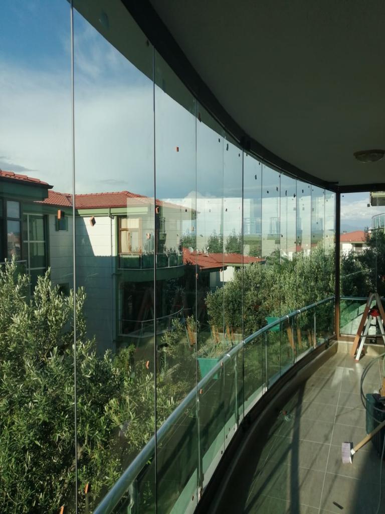 Ayvalık Cam Balkon Duşakabin İmalatı