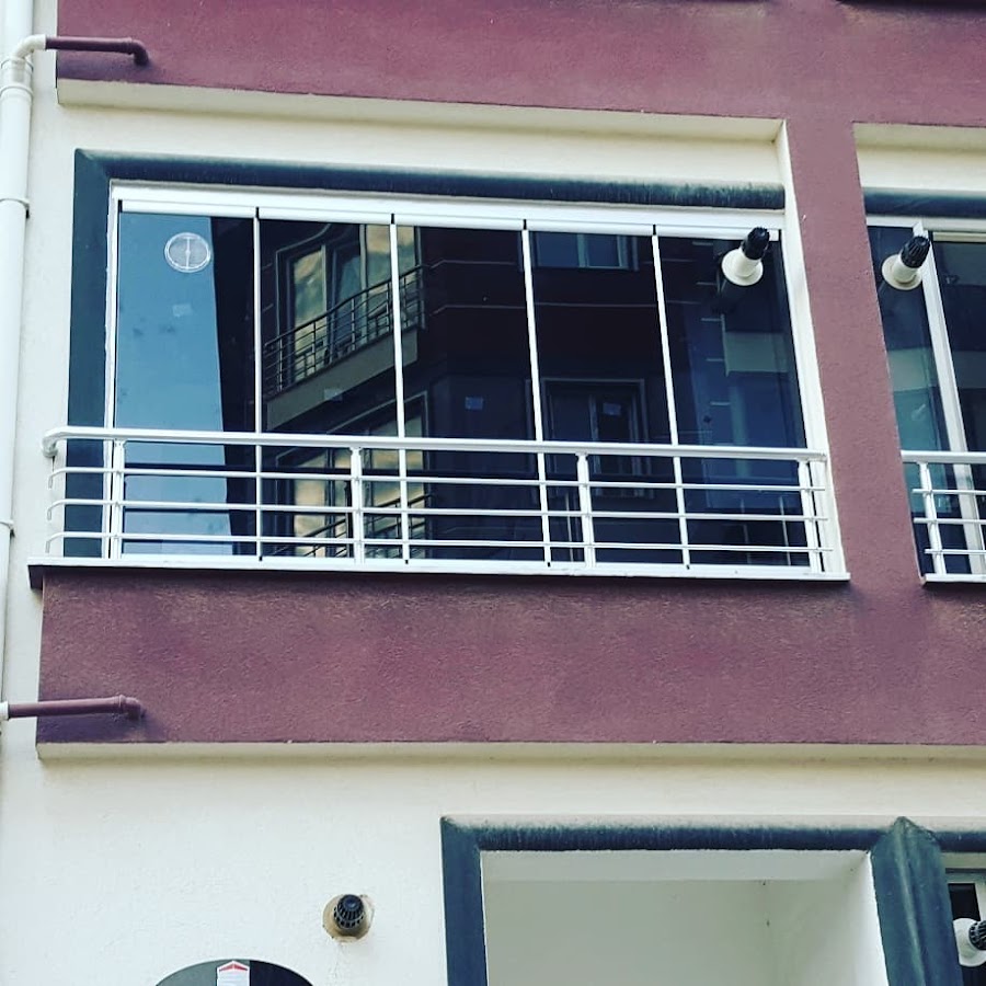 RENK CAM BALKON BANDIRMA