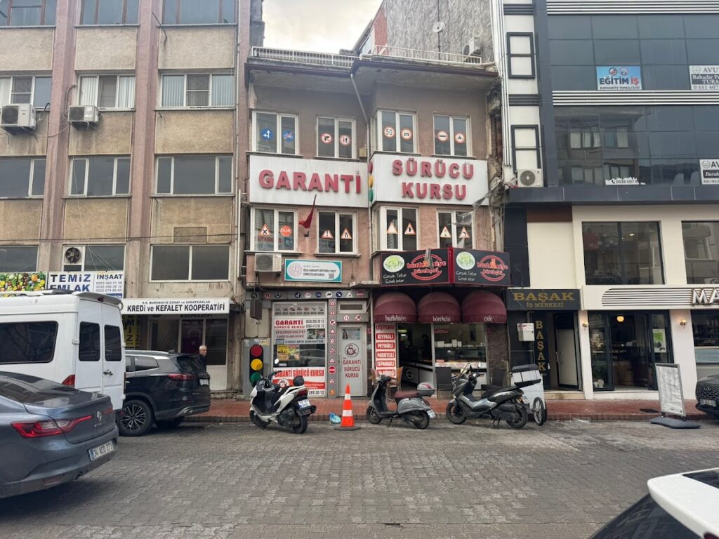 Burhaniye Garanti Sürücü Kursu