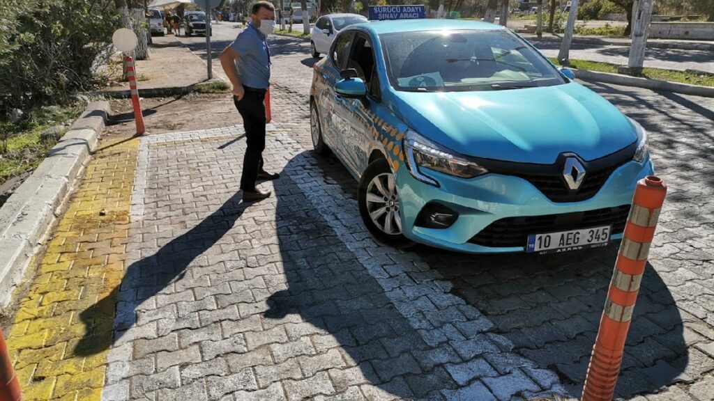 Edremit Özel Körfez Motorlu Taşıt Sürücüleri Kursu