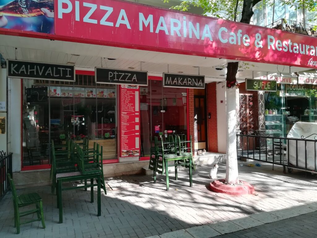 Pizza Marina