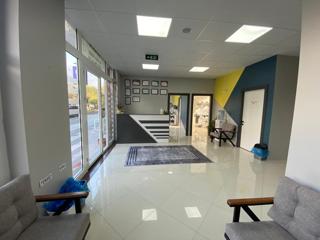 Ahmet B. Karakaş Diş Kliniği
