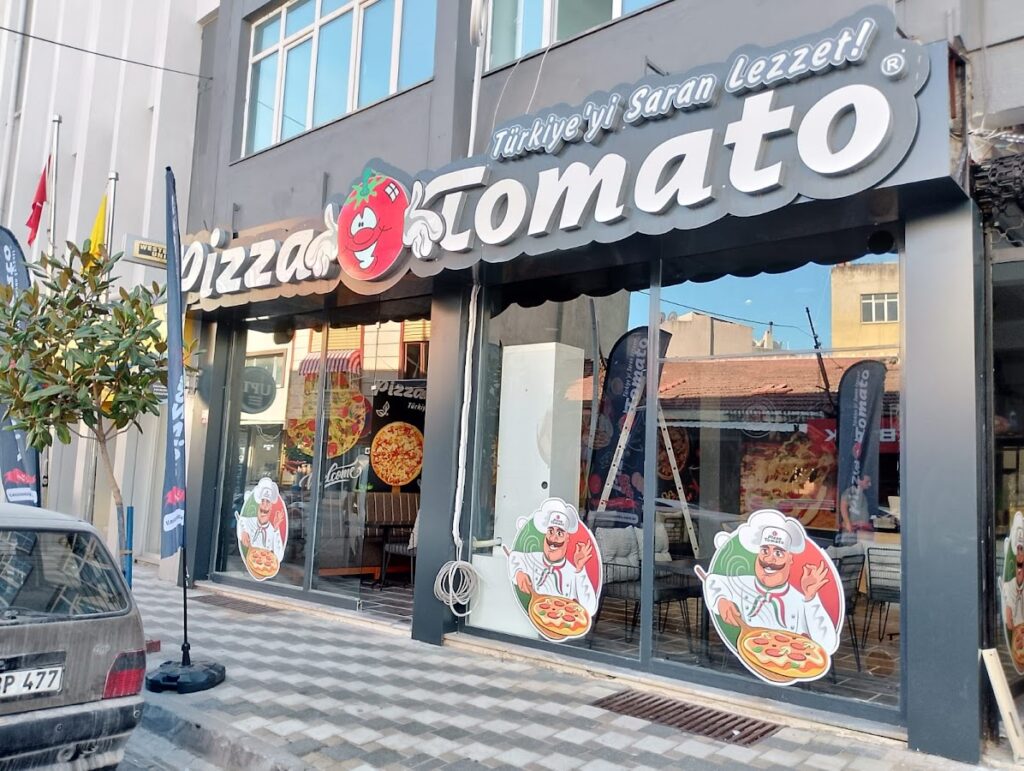 Pizza Tomato