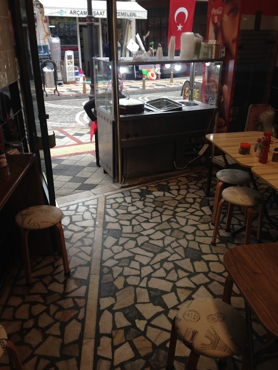 Cadde Pilavcısı