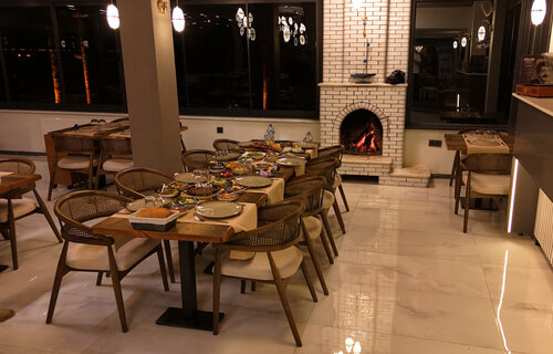 Akkaşoğlu Restaurant Steak House & Kahvaltı