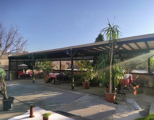 Zafer Restaurant, Çarşı