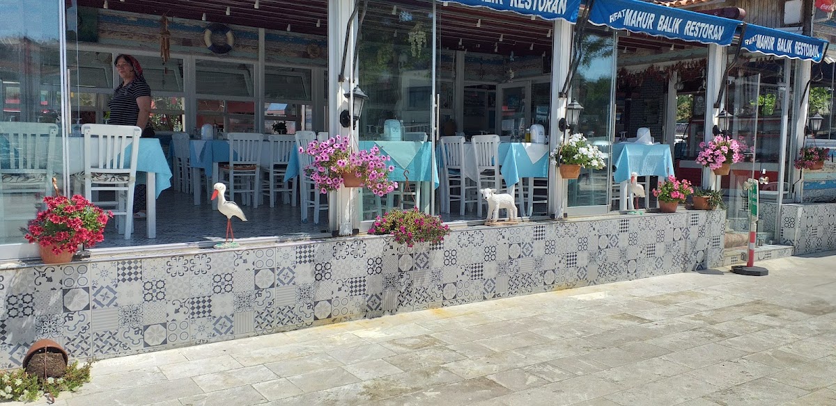 Mahur balik restoran