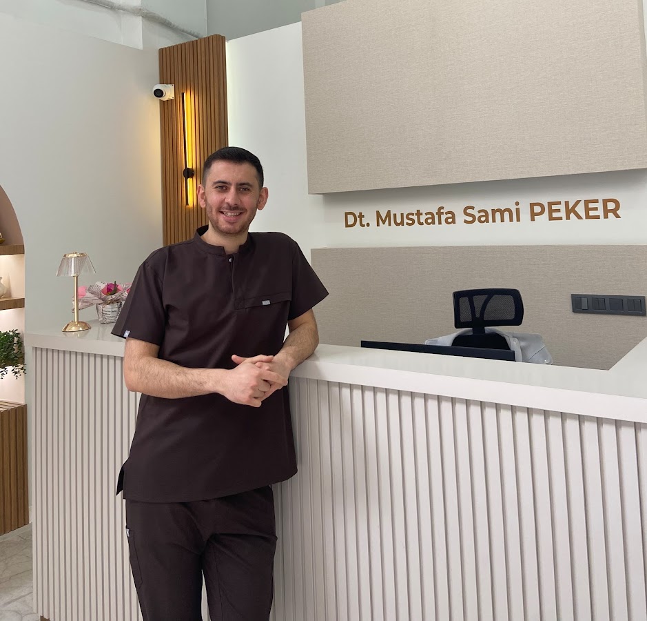 Dt. Mustafa Sami PEKER & Dt. Benna AĞCA PEKER