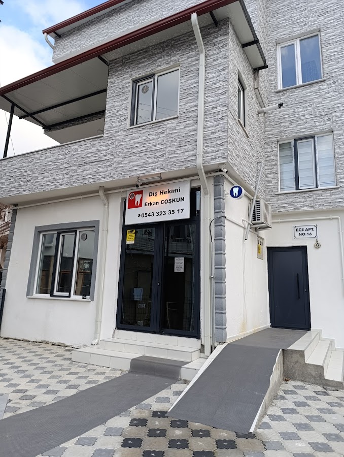 Diş Hekimi Erkan Coşkun