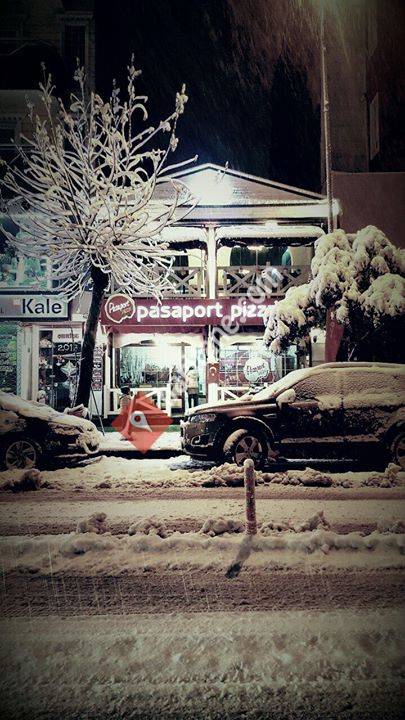 Cafe Mavera / Pasaport Pizza