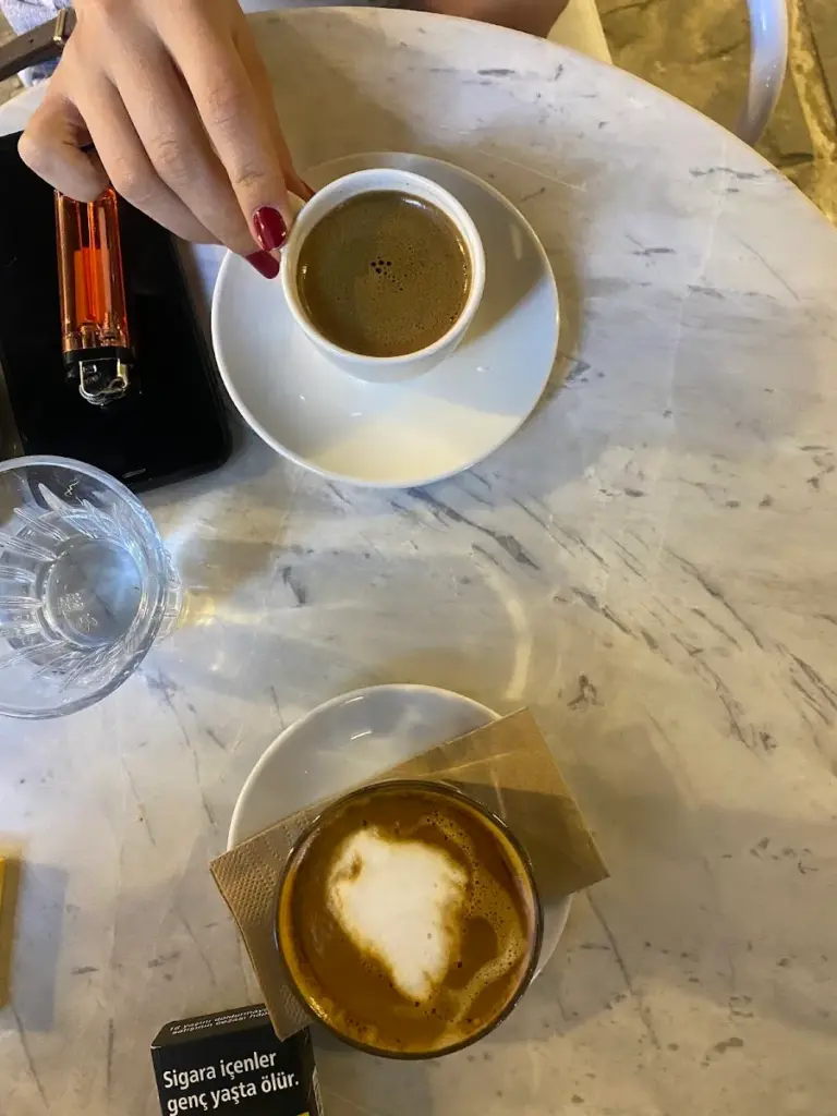 Beg Coffee Shop
