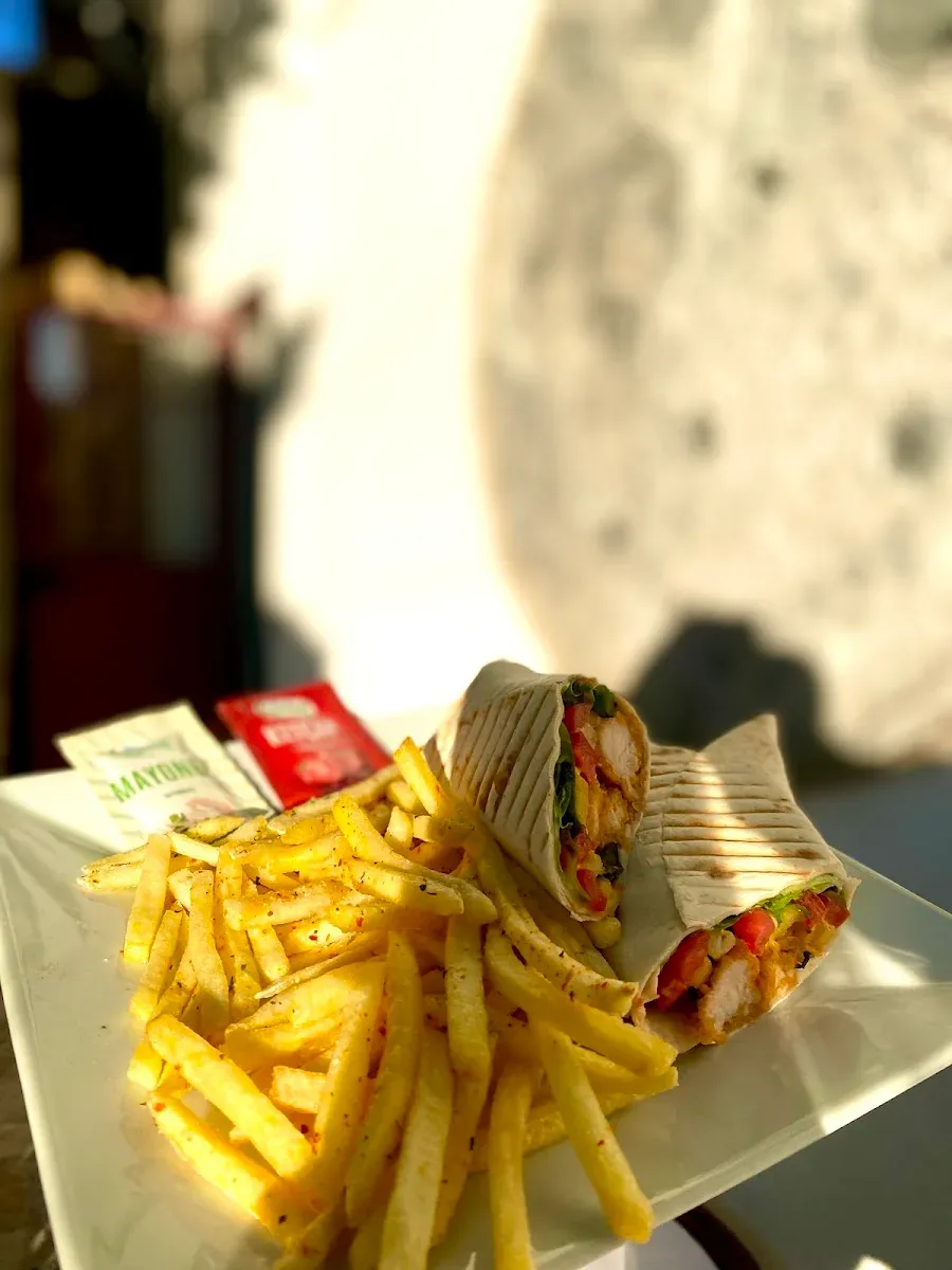 Fabrika Cafe