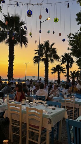 Eleni Rum Tavernası