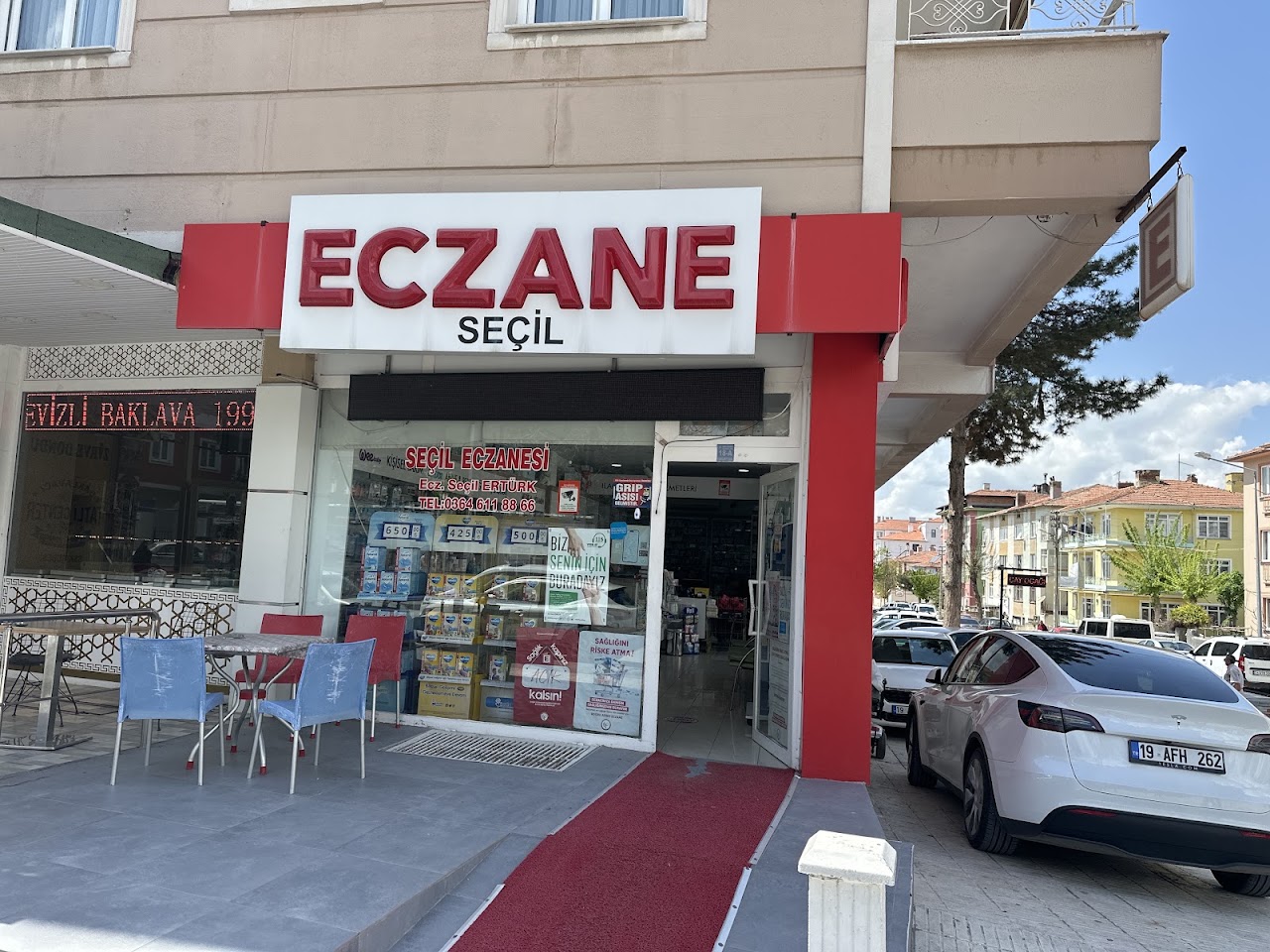 Seçil Eczanesi