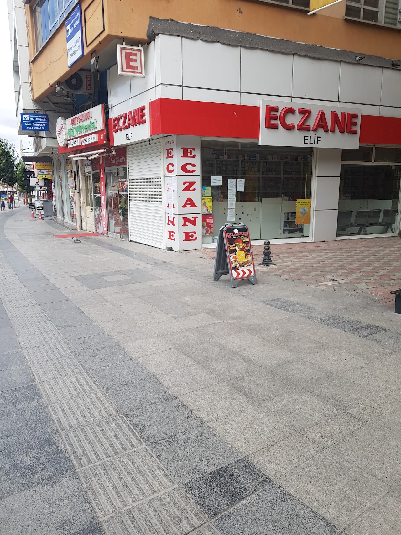 Elif Eczanesi