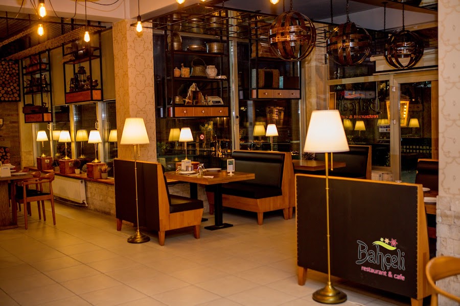 Bahçeli Restaurant Cafe Büyük Cami