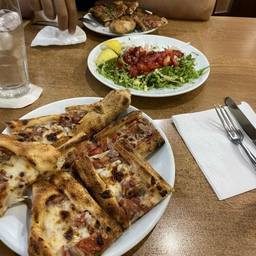 Eğinoğlu Etli Ekmek Salonu