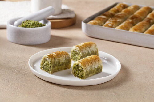 Güllüoğlu – Ömer Güllü Baklava