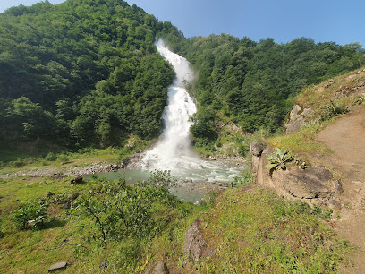 Doğankent Şelale