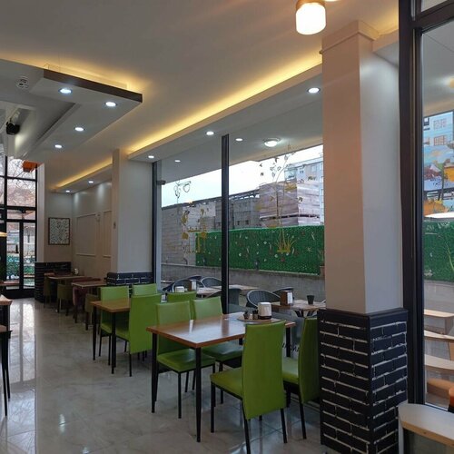 Yakamoz Cafe & Restorant & by Karaman