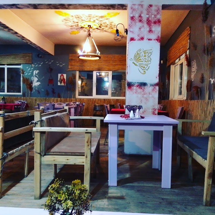 Saanem Cafe