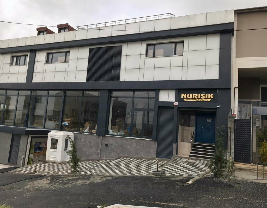 Nurışık Hırdavatçılık