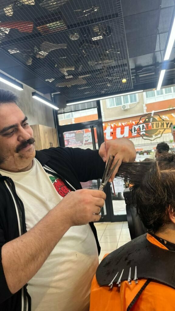 Aykut Talay Erkek Kuaförü