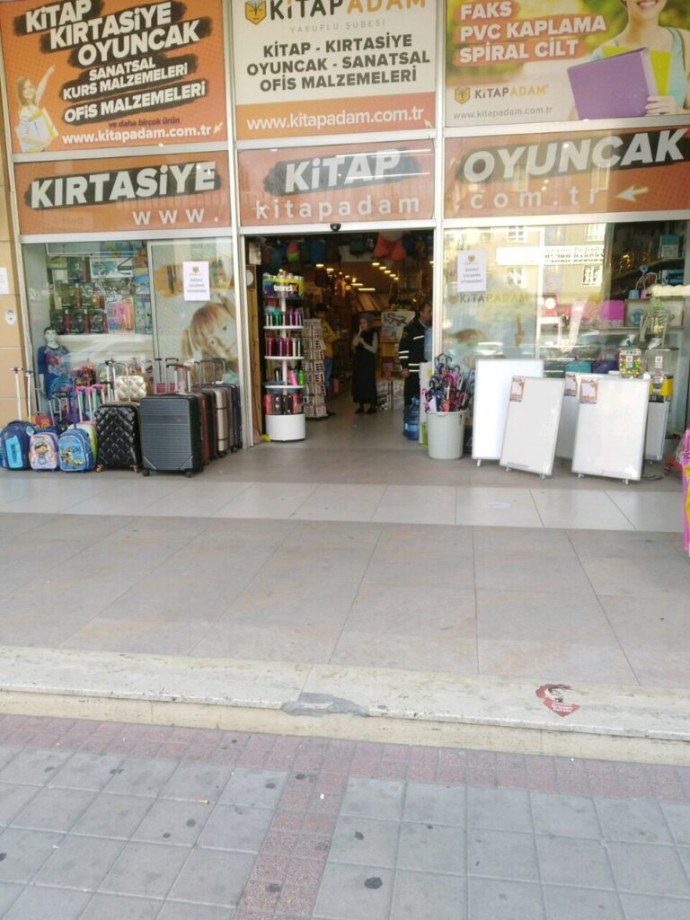 Kitap Adam