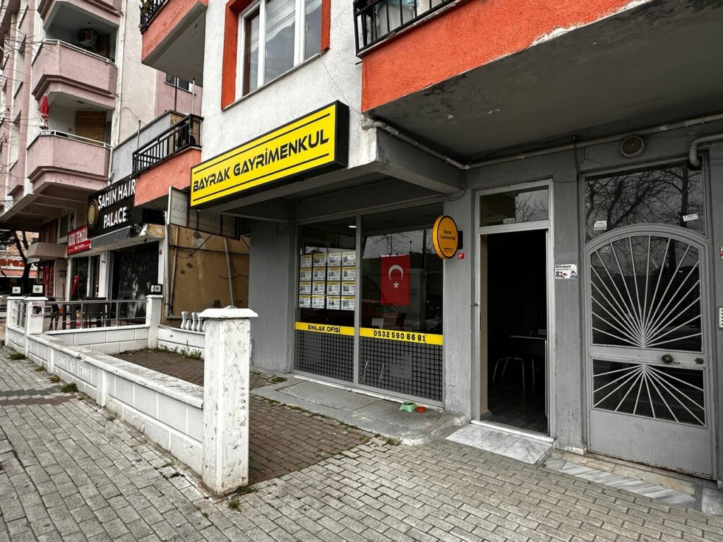 Bayrak Gayrimenkul