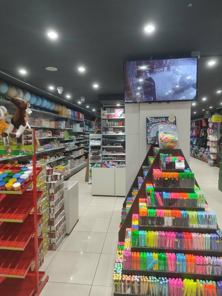 Ayışığı Kitabevi