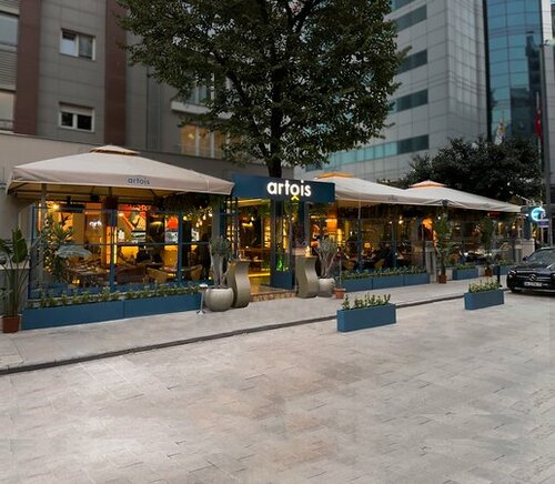 Artois Cadde, Caddebostan