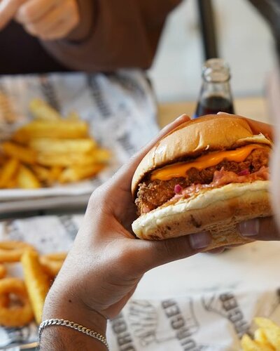 Burger Zoom