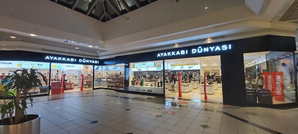 Ayakkabı Dünyası