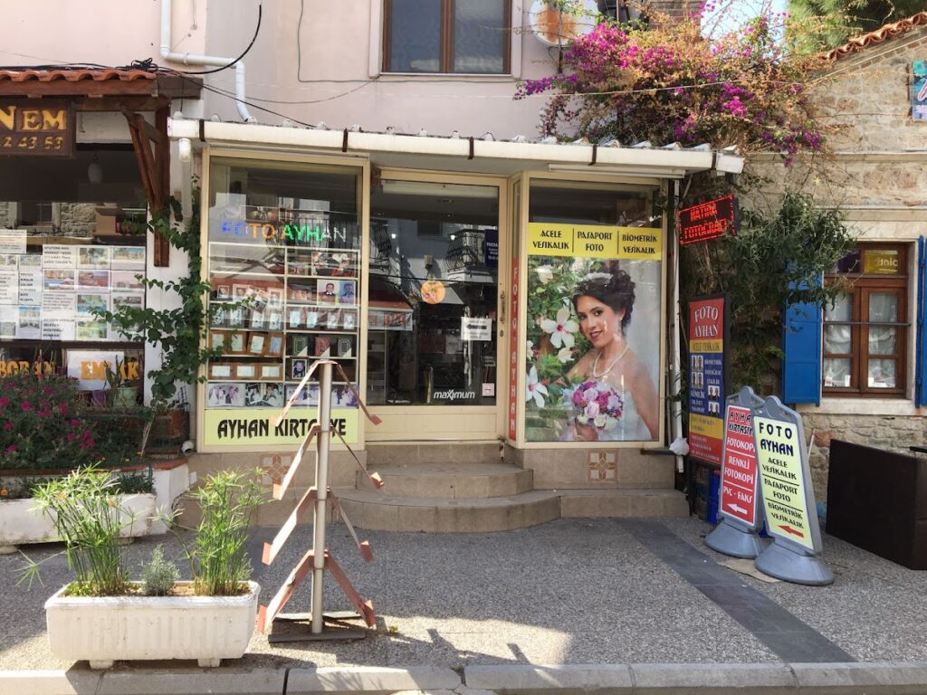 Foto Ayhan