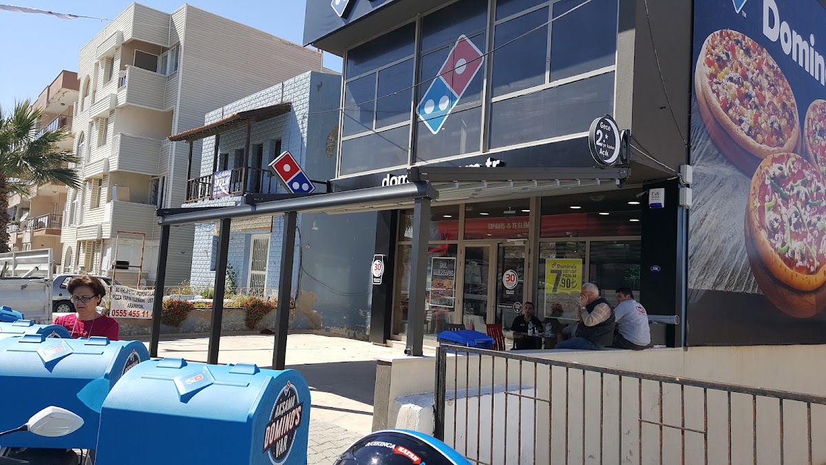Domino’s Izmir Guzelbahce